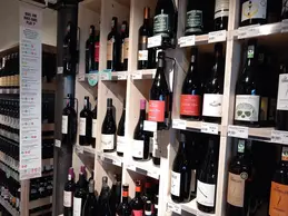 713-biocoop-bessan-ane-et-la-tuque-magasin-alimentation-bio-vin-cave-rouge.webp