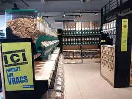 713-biocoop-bessan-ane-et-la-tuque-magasin-alimentation-bio-vrac-cereale-legumineuse-riz-pate-biscuit-fa.webp